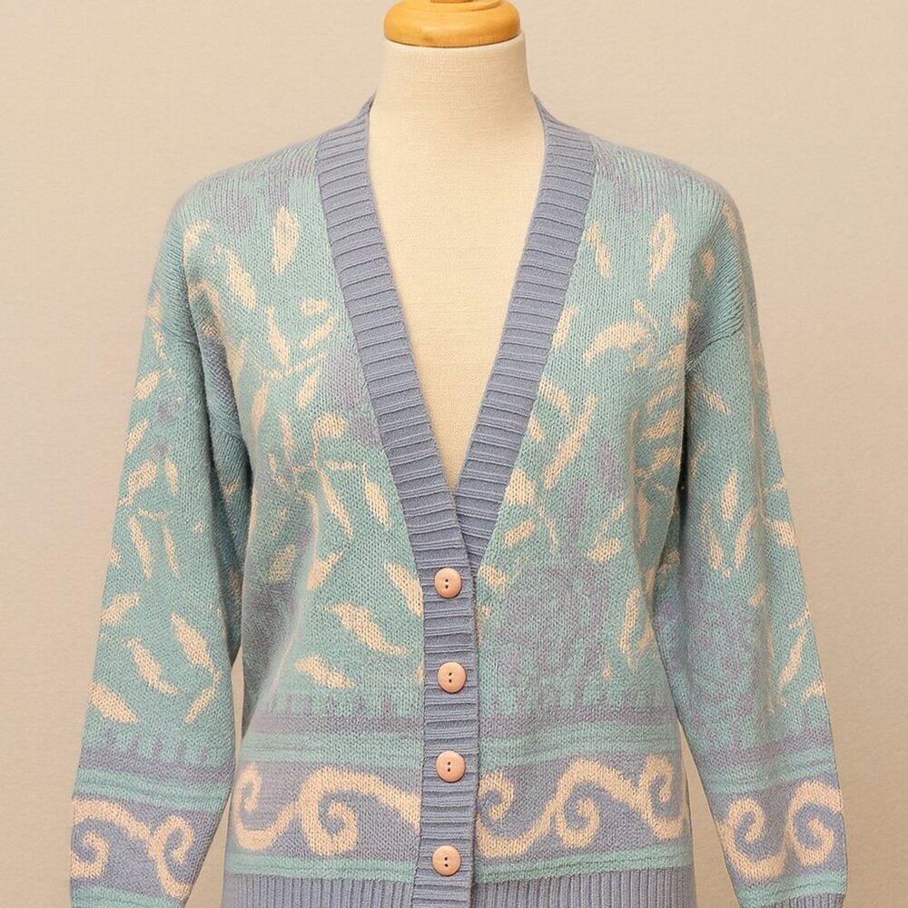Cozy Cabin Creek Vintage Cardigan V Neck Button Up Blue & Pink Medium 90s